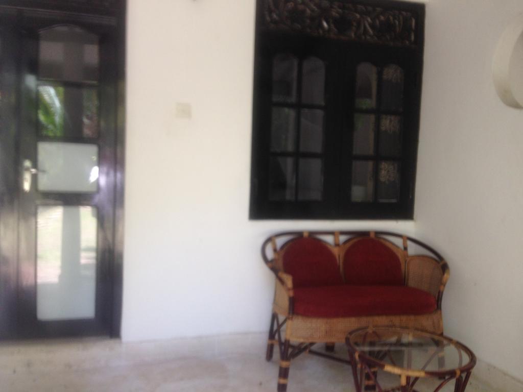 Fire Dragon Hideaway Hotel Negombo Exterior photo