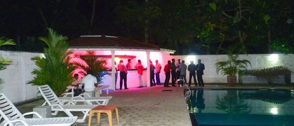 Fire Dragon Hideaway Hotel Negombo Exterior photo